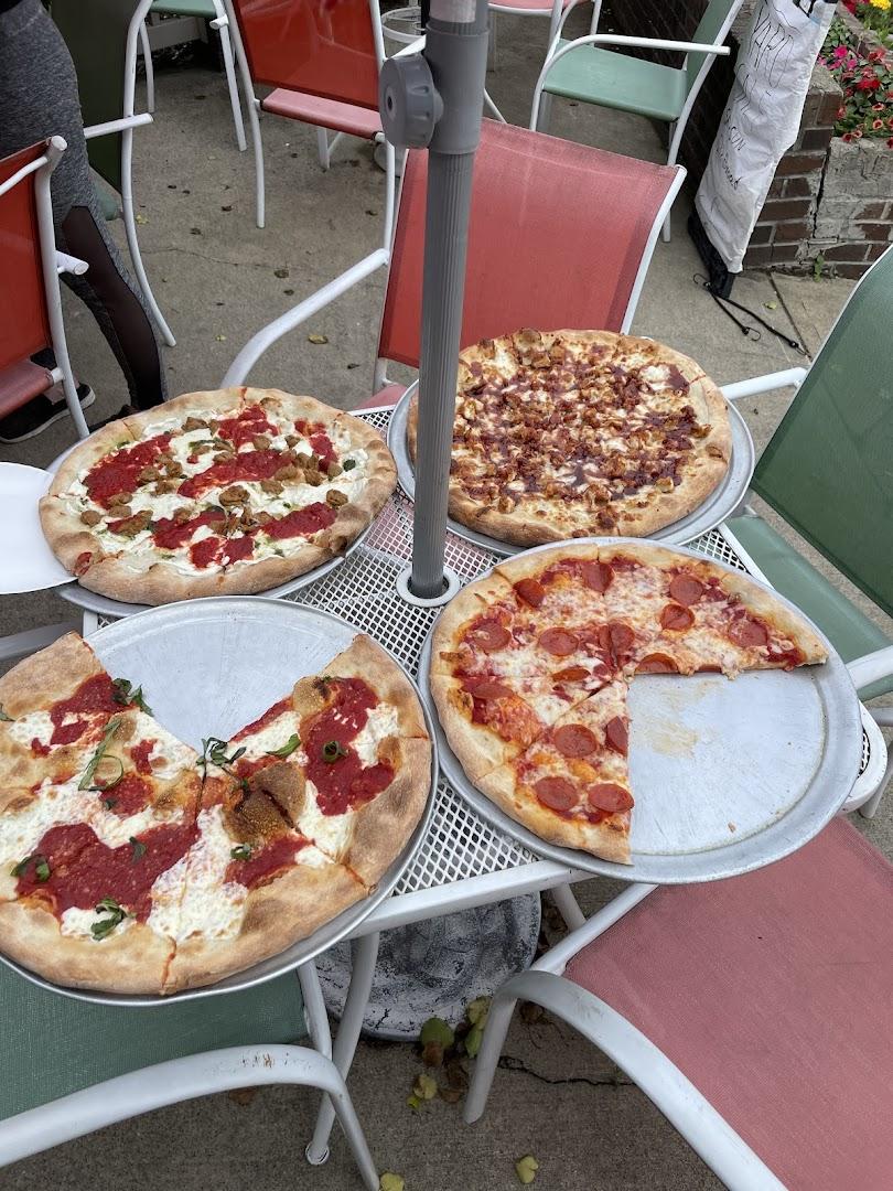 Paesano Pizza