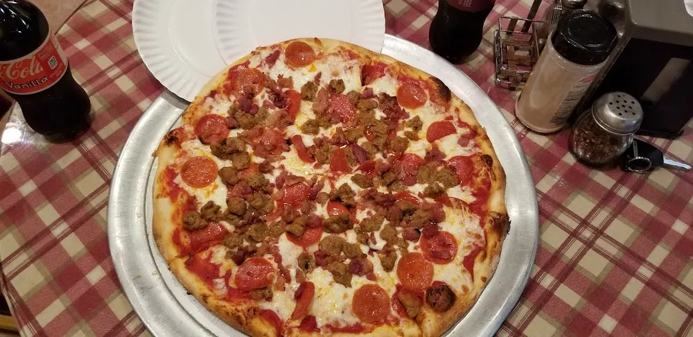 Large Pizza with Pepperoni Sausage and Bacon